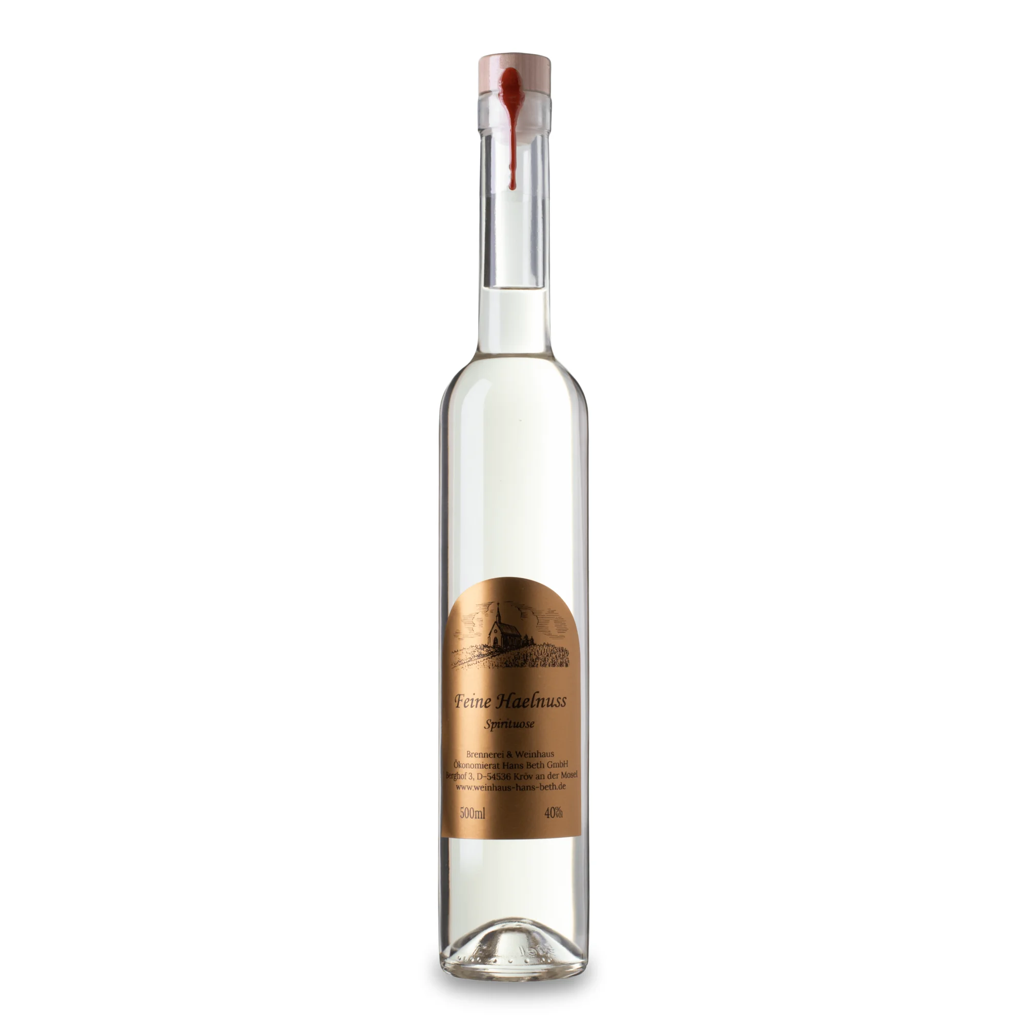 Feine Haselnuss-Spirituose, nussig-weiche und hocharomatische Premium-Spirituose von Weinhaus Beth aus Kröv an der Mosel - Ansicht der 0,5L Flasche