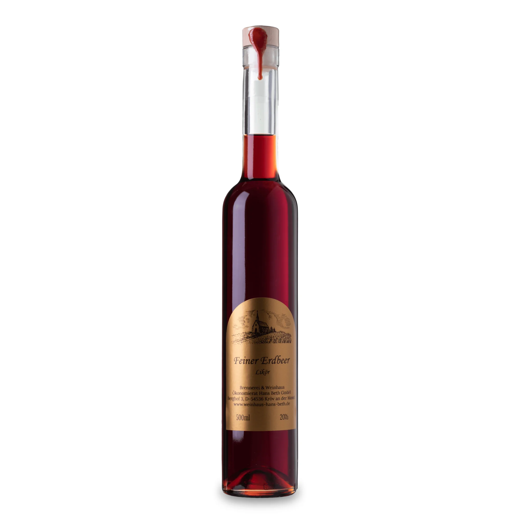 Feiner Erdbeer-Likör, fruchtig-süßer und leuchtend roter Premium-Erdbeerlikör vom Weinhaus Beth aus Kröv an der Mosel - Ansicht der 0,5-Liter-Flasche.