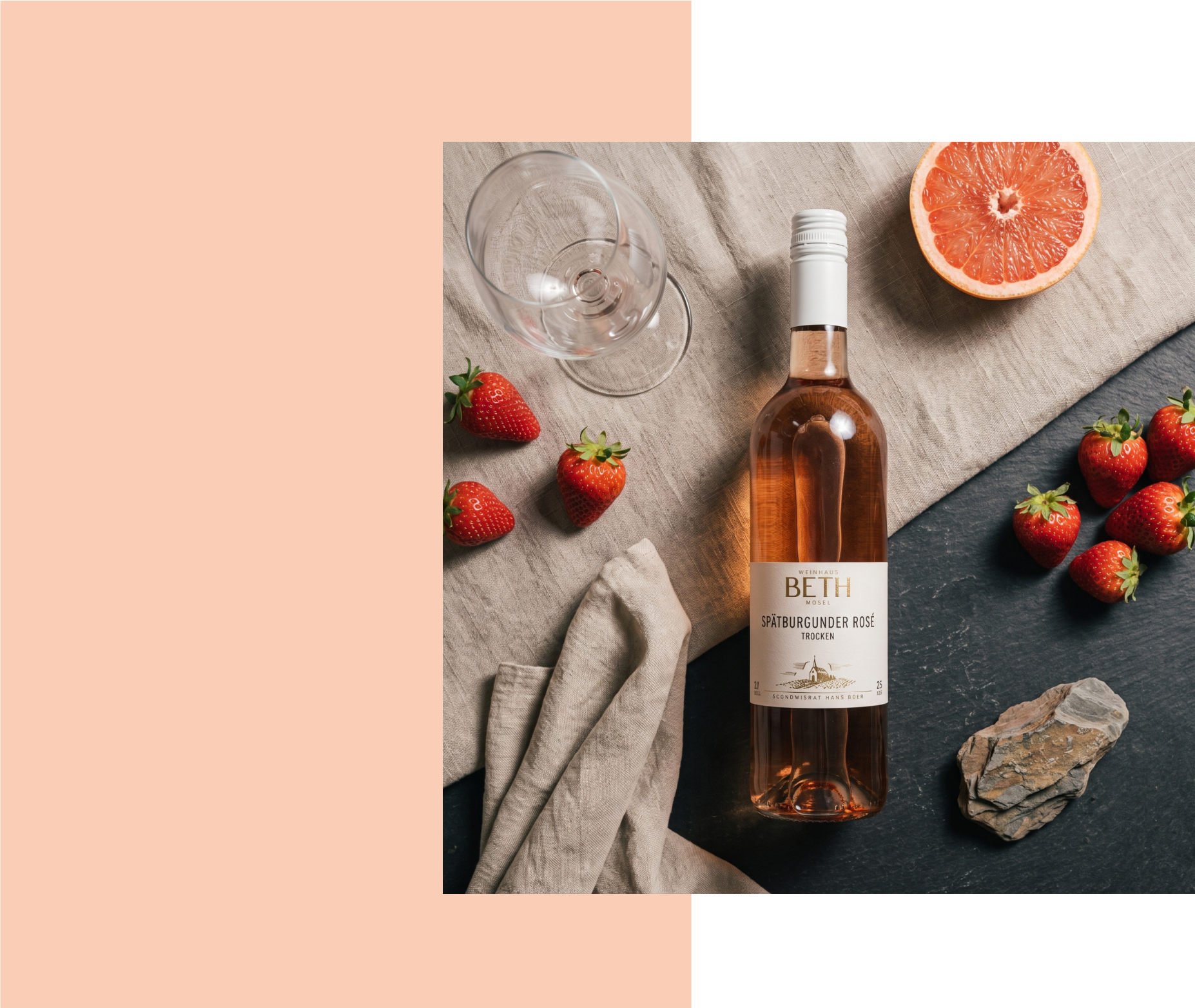 Ein guter Mosel Rosé Wein trocken auf dem Tisch